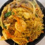 Best Singapore Mei Fun in Adams, MA